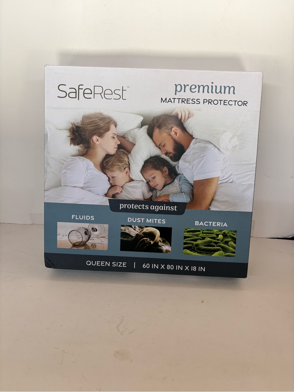 SafeRest Premium Queen Size Mattress Protector New